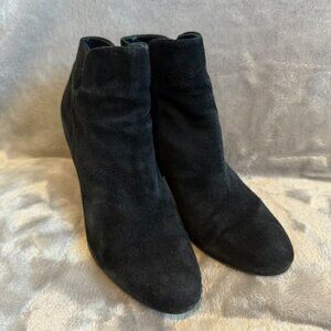 Sam Edelman Black Suede Shelby Heeled Booties Almond Toe Ankle Boots Size 9M